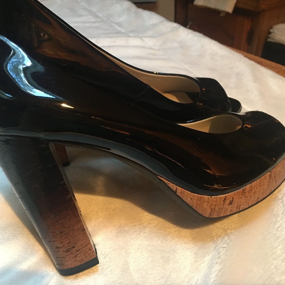 GEOX Respira Italian Black Patent Leather Open-toed heels